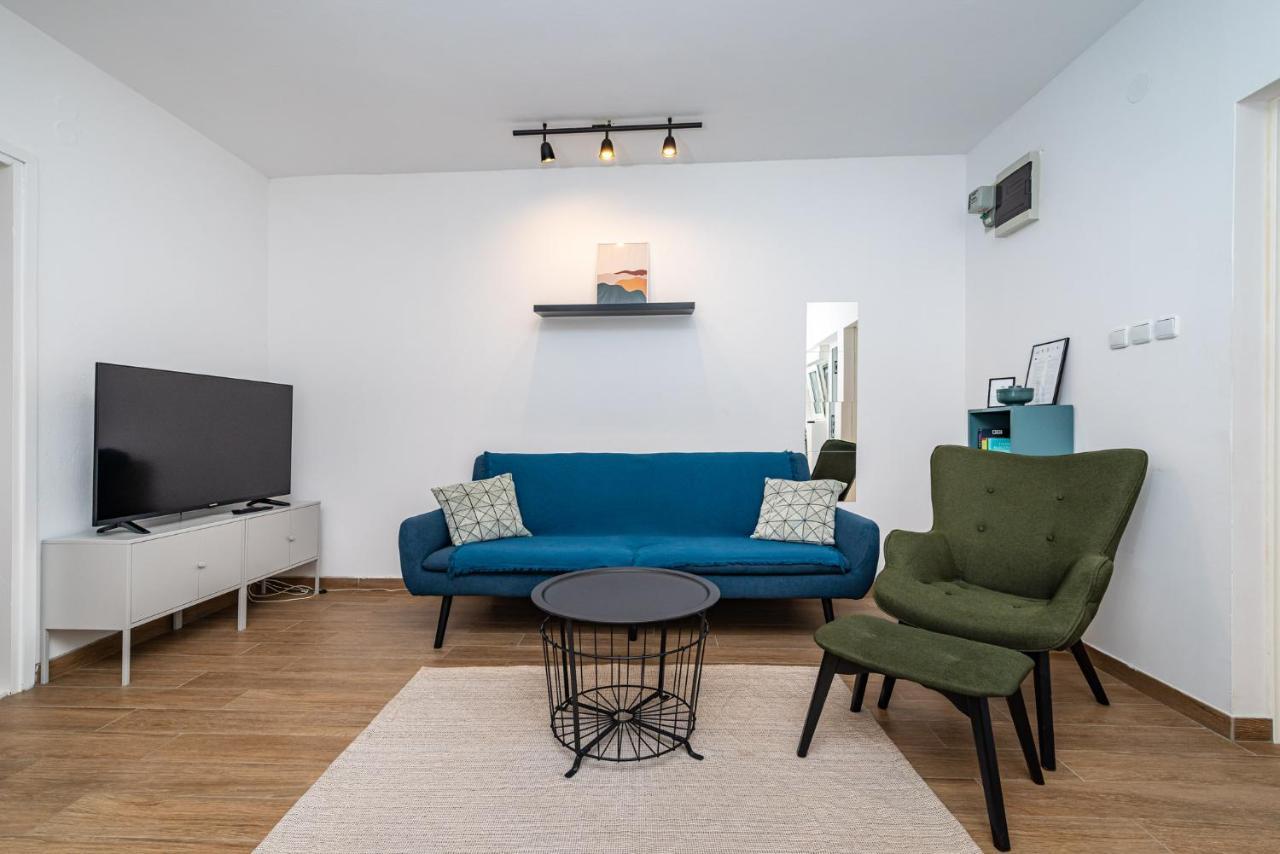 Apartment Sunset โรวานิสกา ภายนอก รูปภาพ