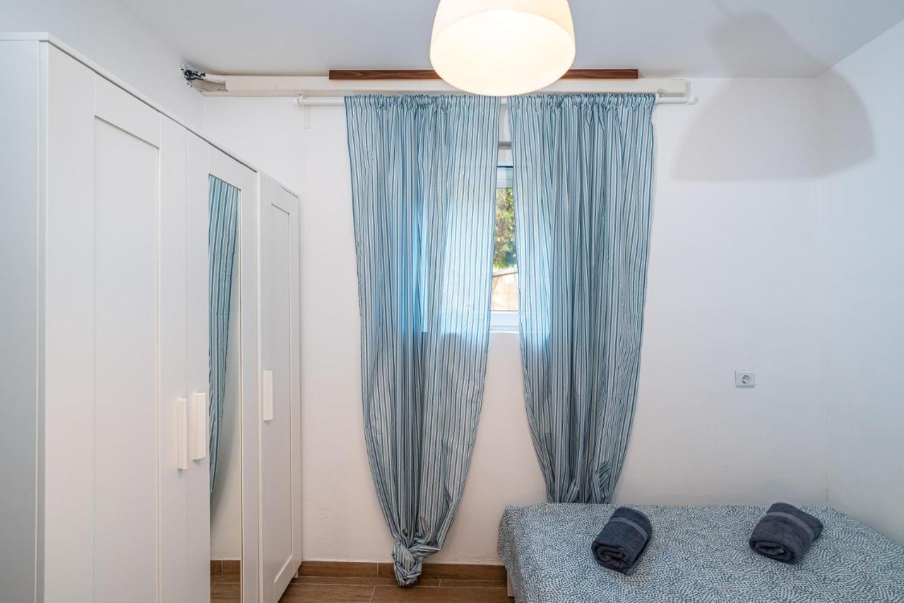 Apartment Sunset โรวานิสกา ภายนอก รูปภาพ