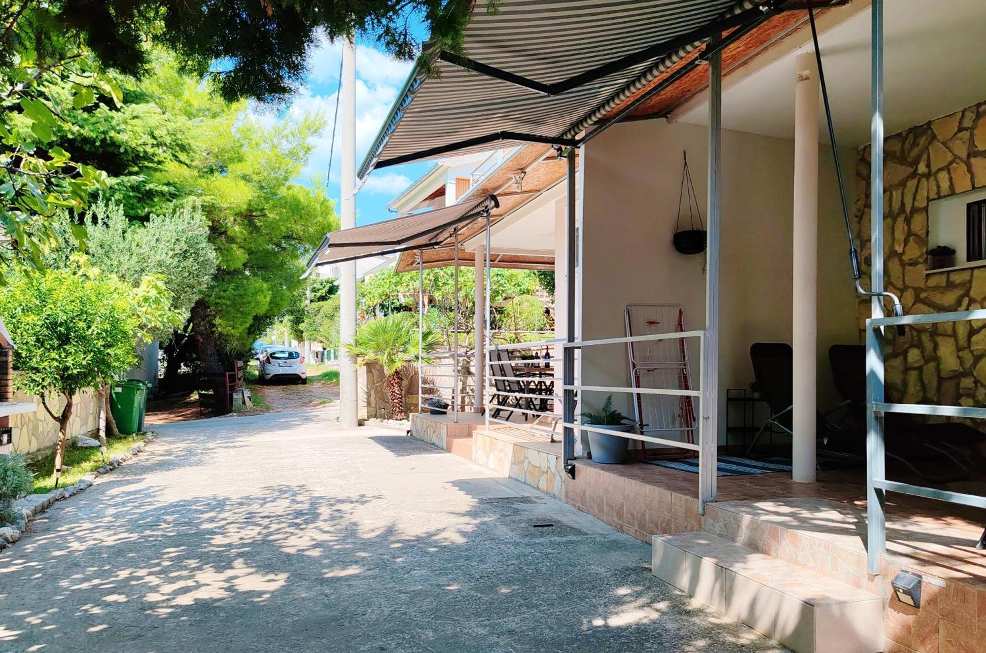 Apartment Sunset โรวานิสกา ภายนอก รูปภาพ
